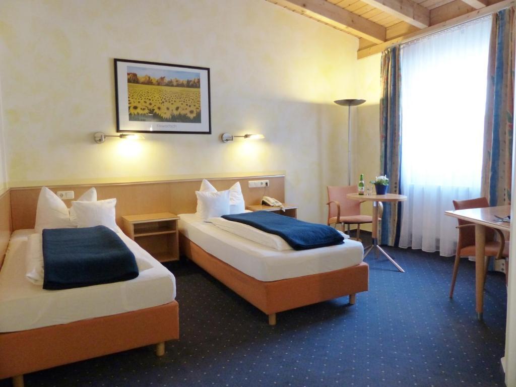 Grimmelshausen Hotel Gelnhausen Quarto foto