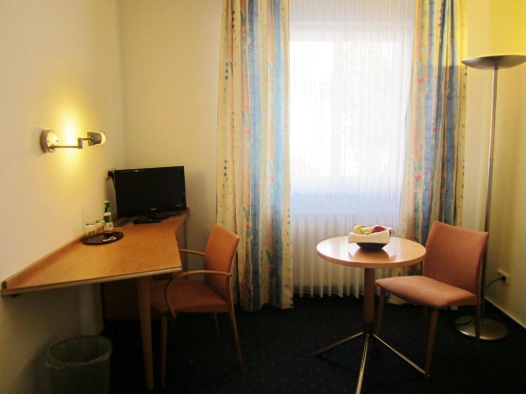 Grimmelshausen Hotel Gelnhausen Quarto foto