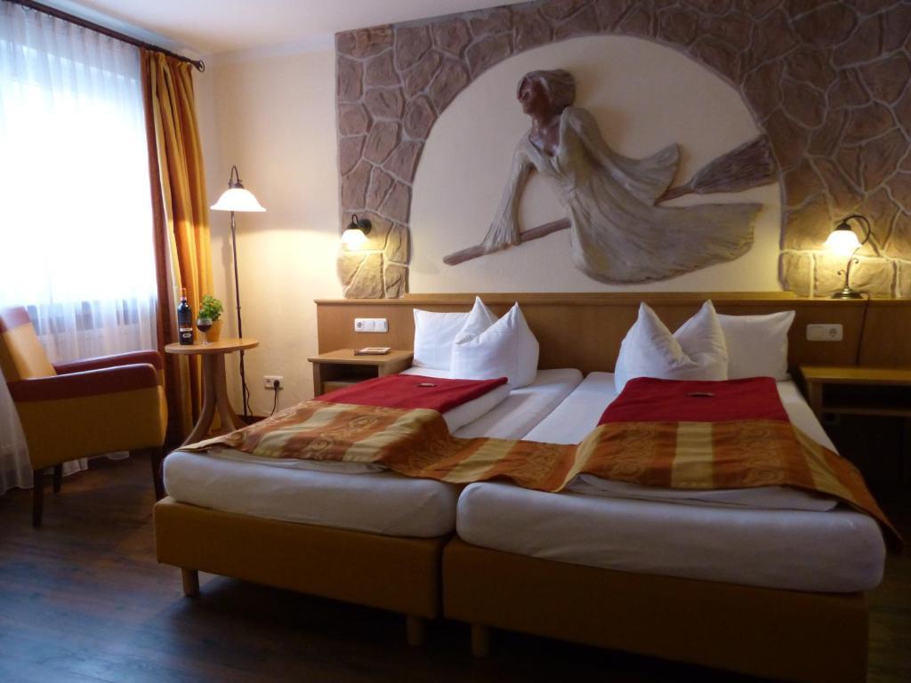 Grimmelshausen Hotel Gelnhausen Quarto foto